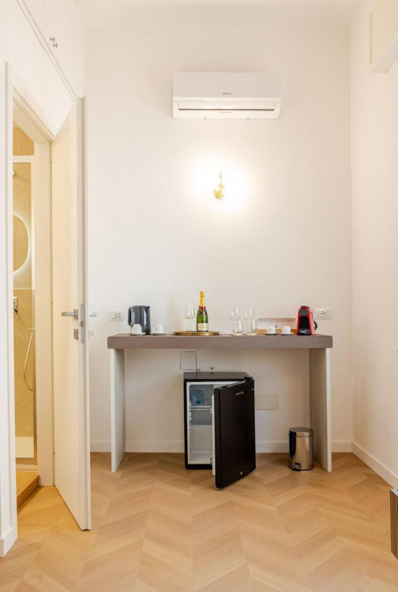 Residenza Camillo - Palermo Centro Apartment Екстериор снимка
